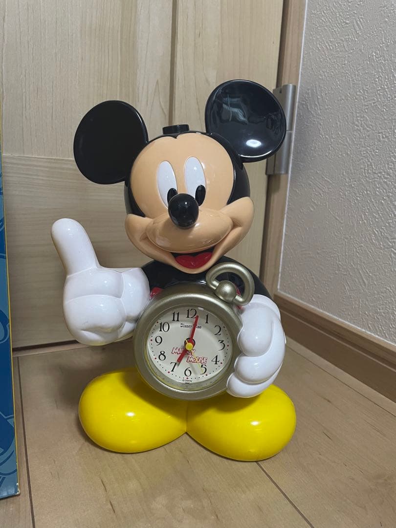 SEIKO ミッキー　置き時計　からくり　目覚まし時計　Disney Time