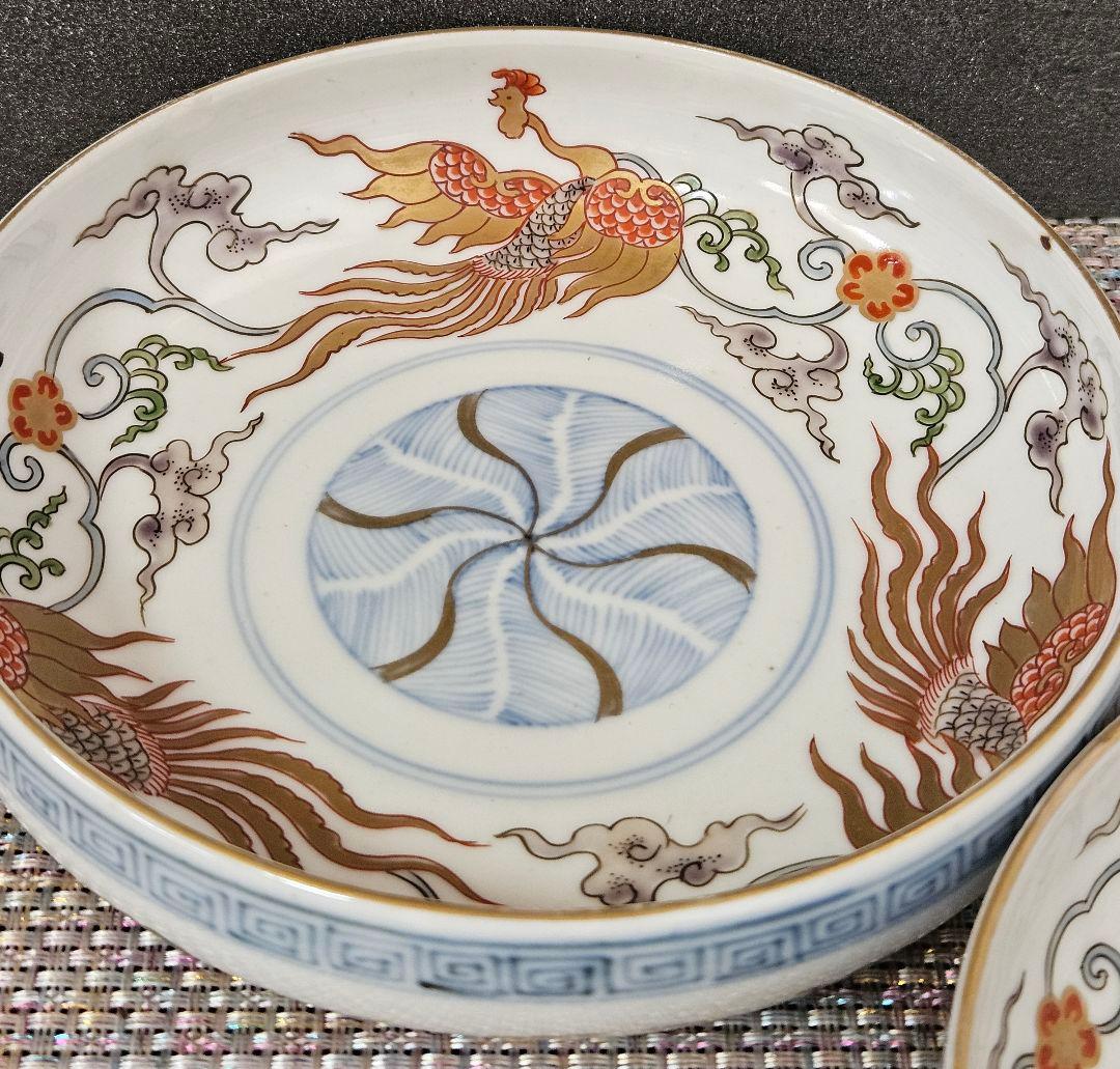 上作品❗江戸時代後期　古伊万里　錦手　金彩色絵　見込に捻り文様　鳳凰図　深皿2客