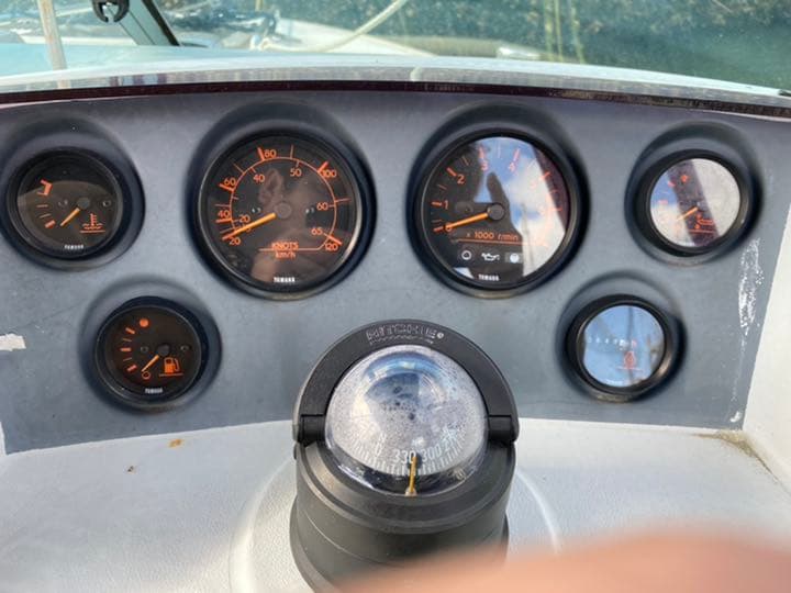 動画あり175馬力ヤマハスピード40ノット船　船体　ボート　船外機