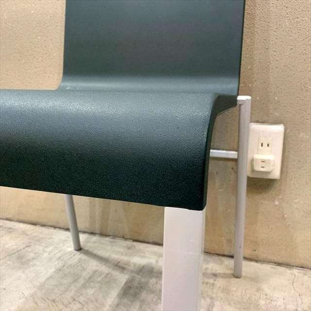 ヴィトラ（vitra）.03（ゼロスリー）チェア④