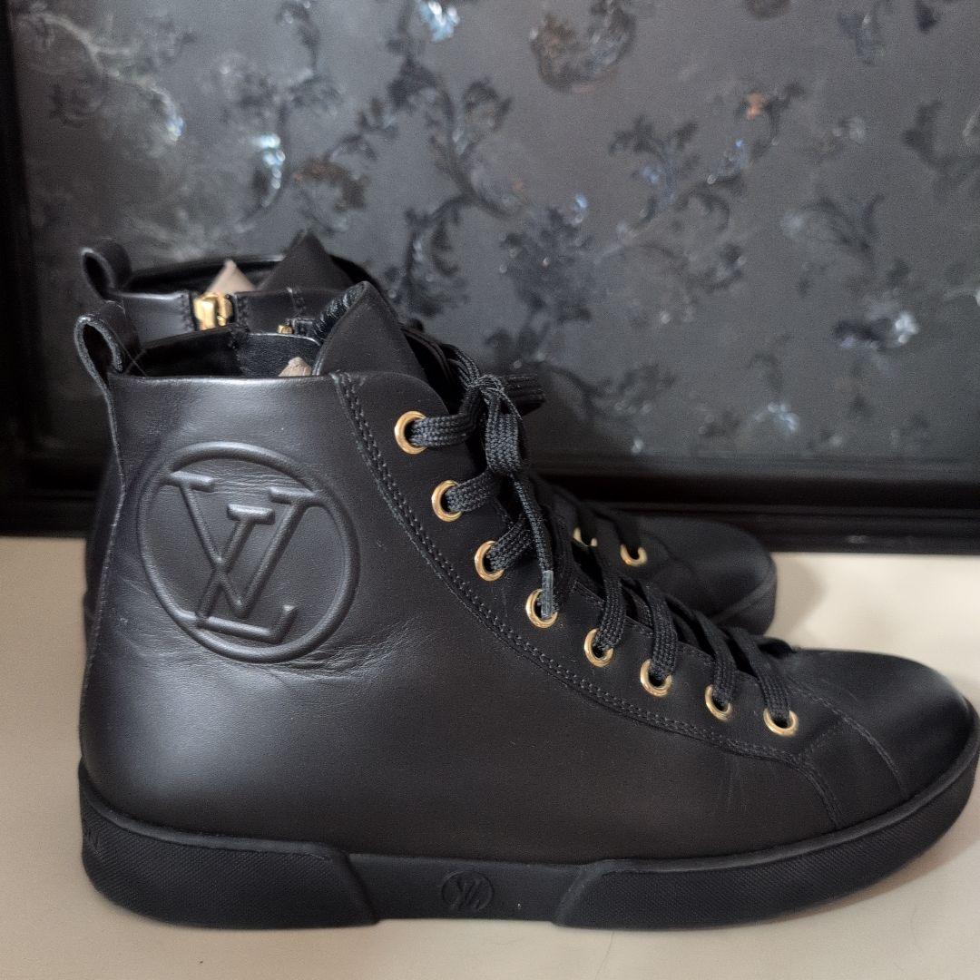 最終値下ルイヴィトンサークルロゴ本革サイドジップ　ハイカットスニーカー23〜24