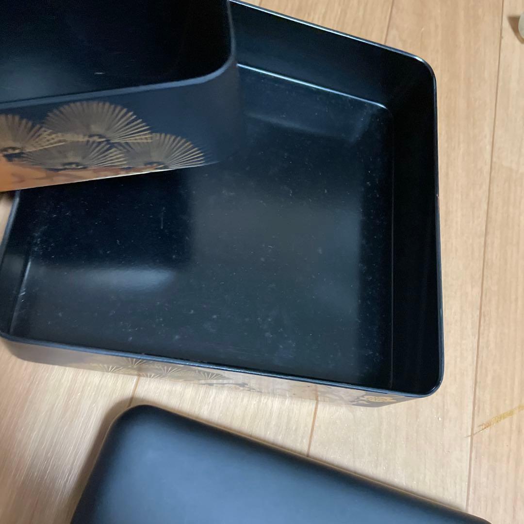 マット加工　漆器重箱 二段 黒金 松の木模様　梅