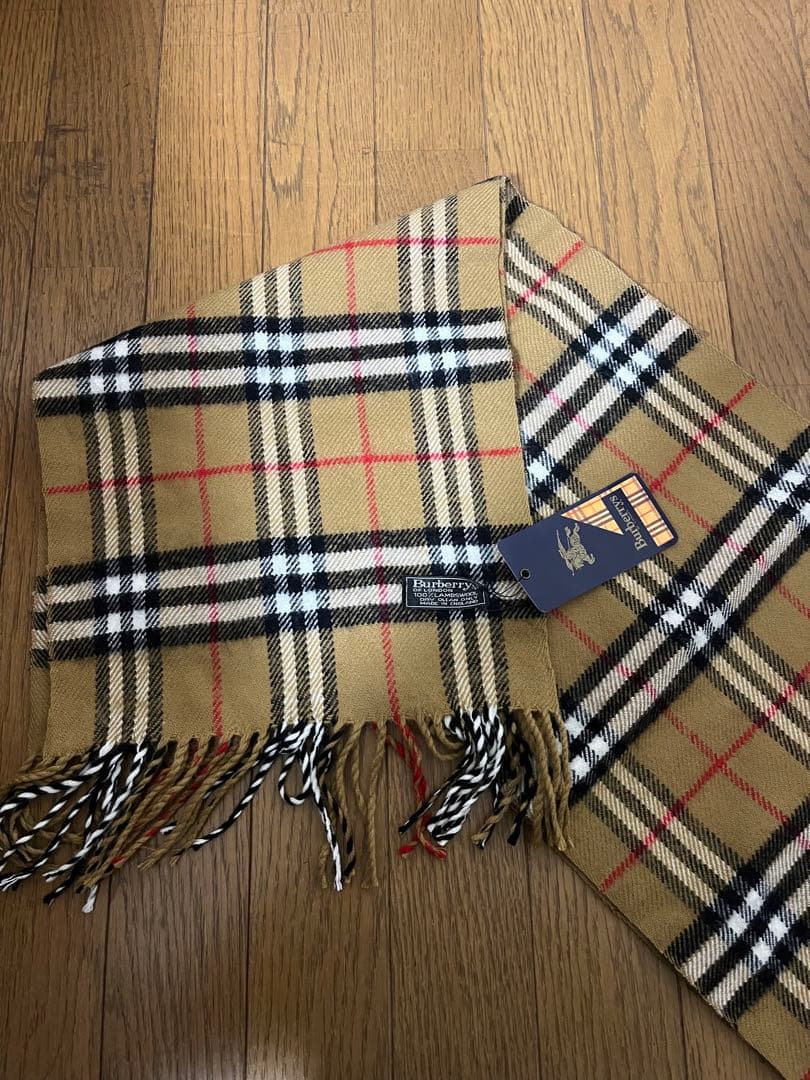 新品未使用タグ付き　Burberry チェック柄マフラー ベージュ