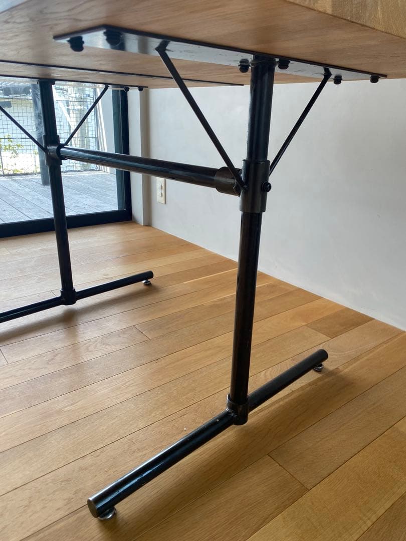 オーク無垢材　ダイニングテーブル　w110×d70×h65cm