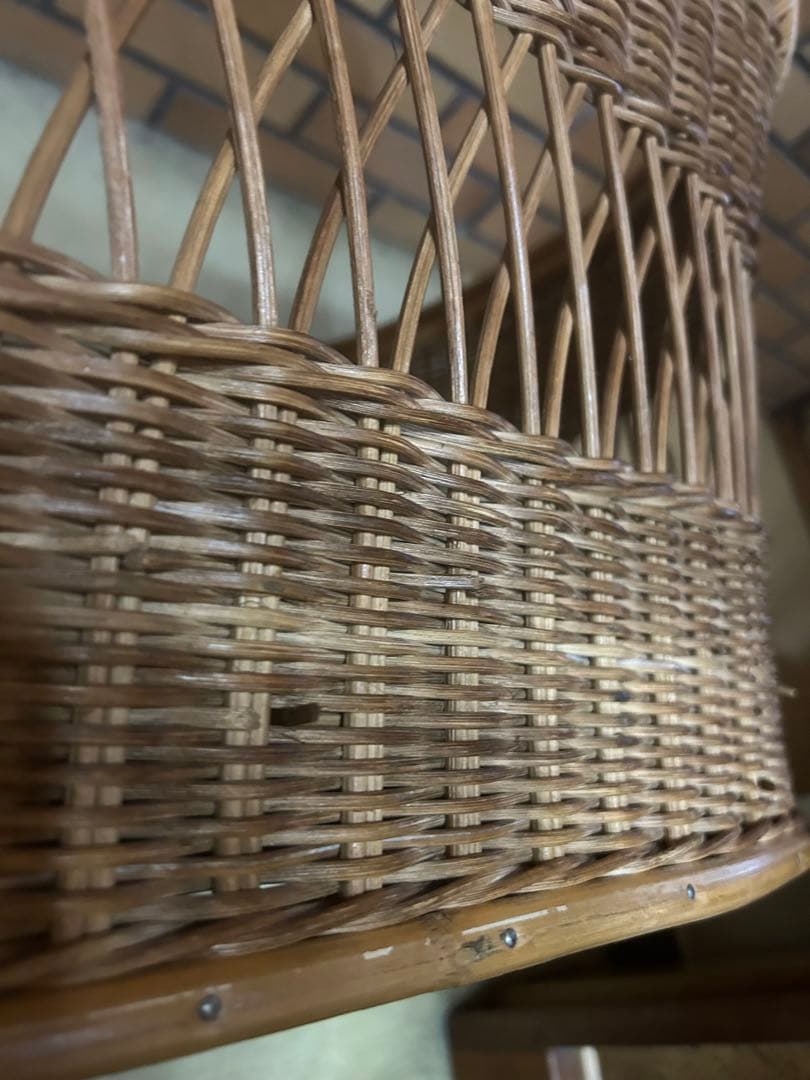 ゆりかご 昭和レトロ 籐 ラタン 当時物 花柄 インテリア かご バスケット