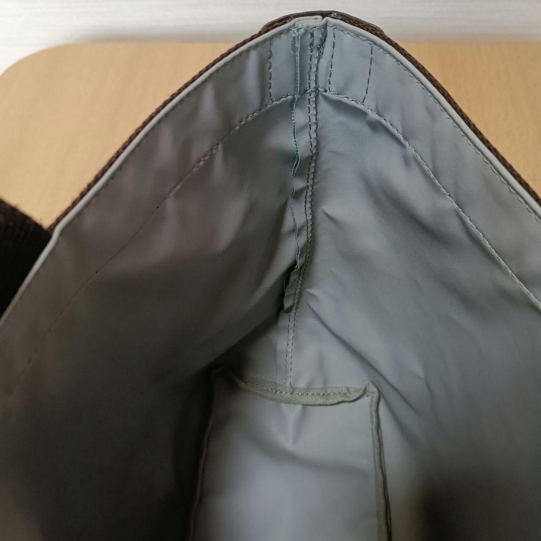 エルベシャプリエ　704C スクエアトートバッグ