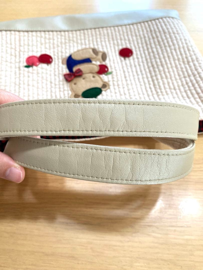 ちろる ファミリア ピオヌンナル コラボ MILK ベージュ