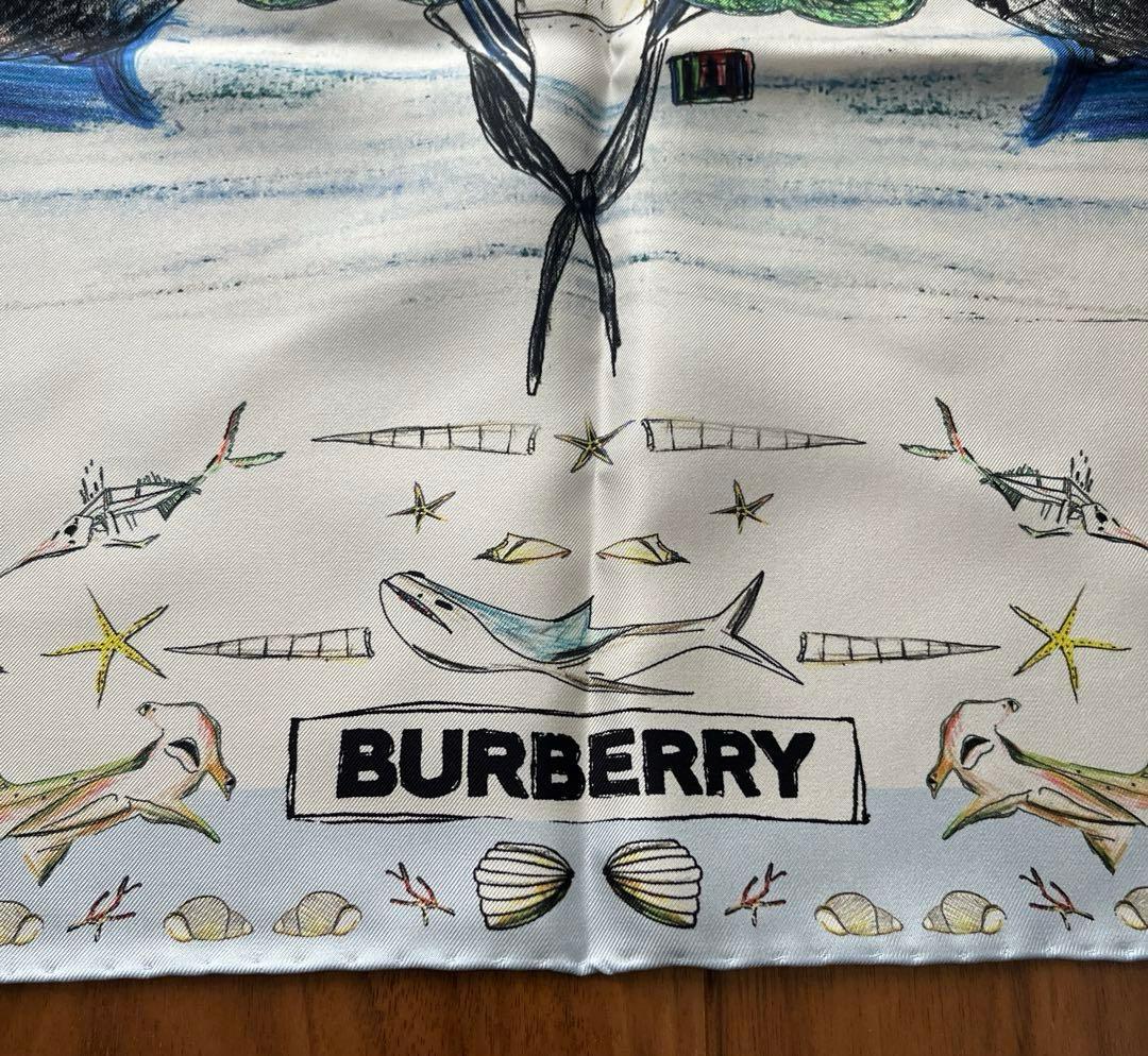BURBERRY 大判シルクスカーフ　タグ付き未使用品　バーバリー