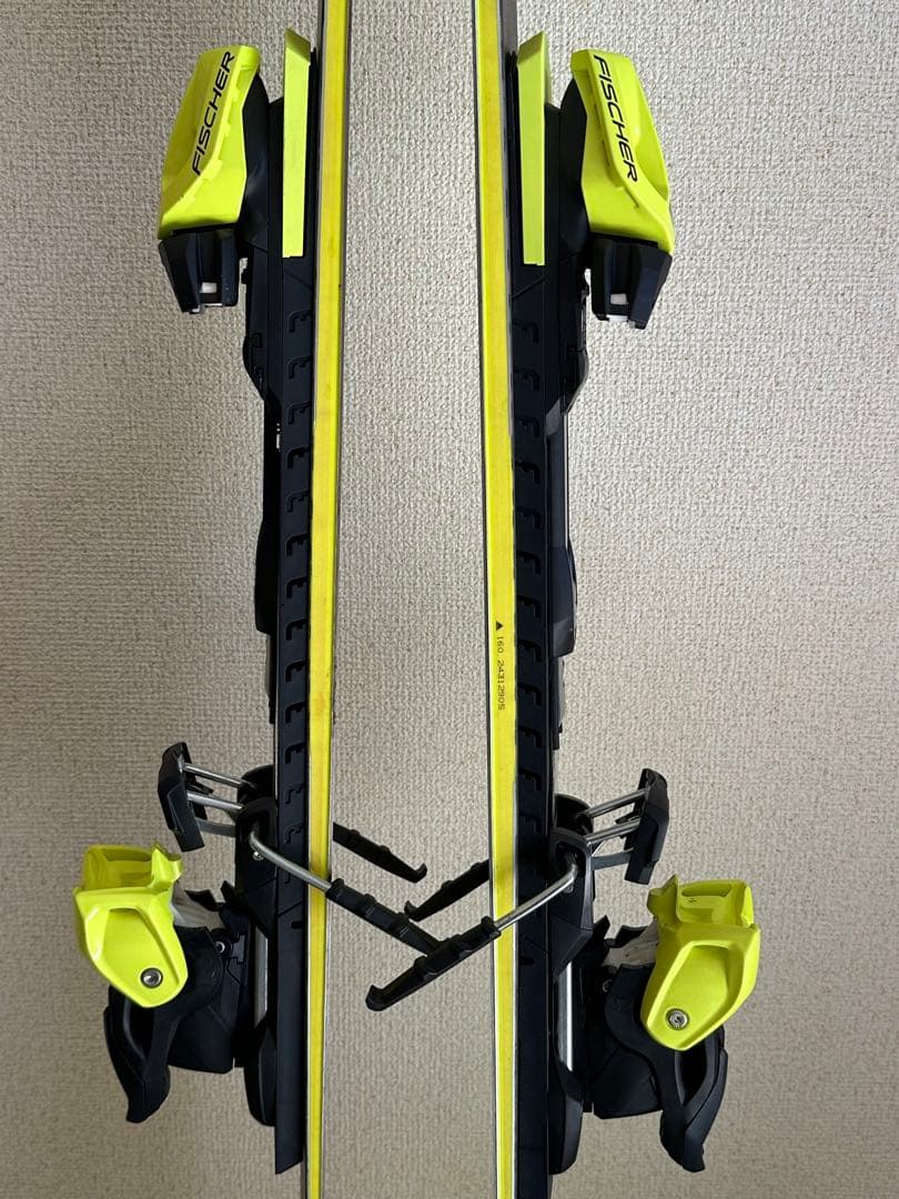 FISCHER RC4 SC WORLD CUP Z13 中上級向け