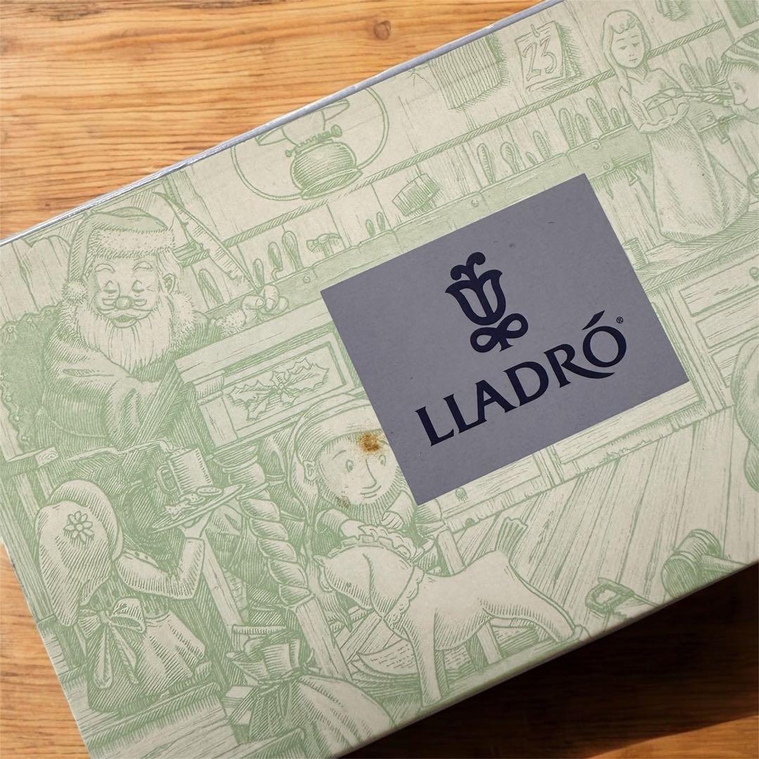【新品・未使用】リヤドロ L LADRO クリスマスツリー　箱あり