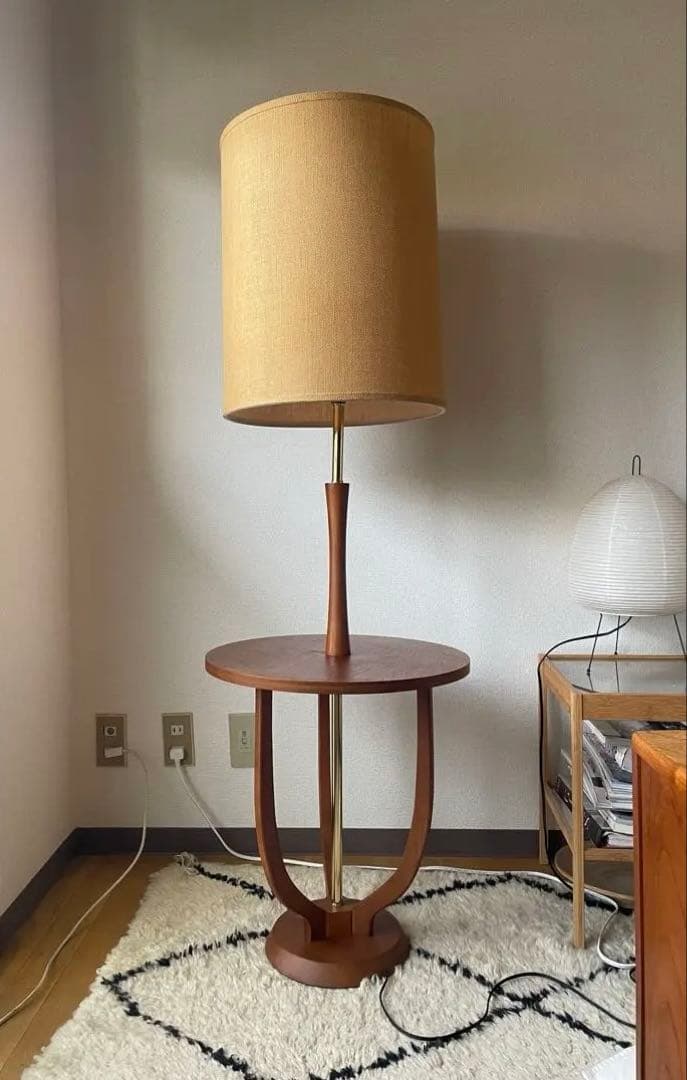 アクメファニチャー ACME スタンドライト　テーブル付 直接引取お安くします！