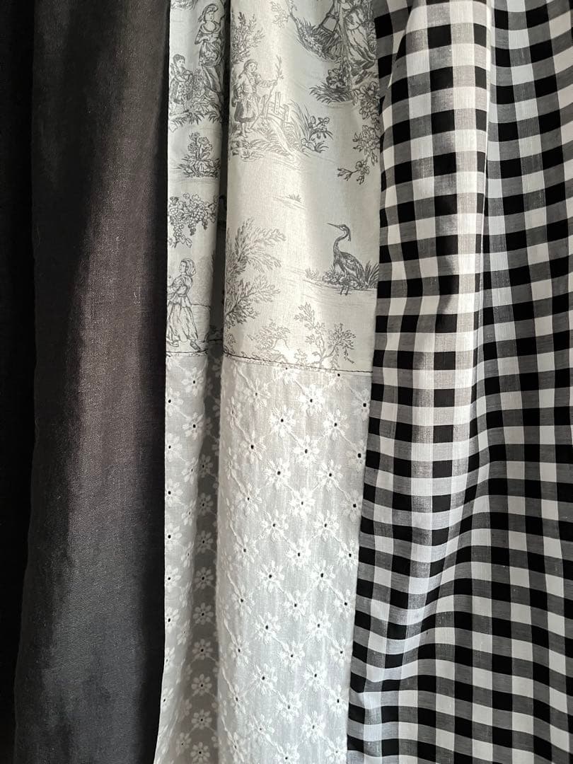 ジュイ柄&パッチワークバッククロスエプロンワンピース。.＊　黒