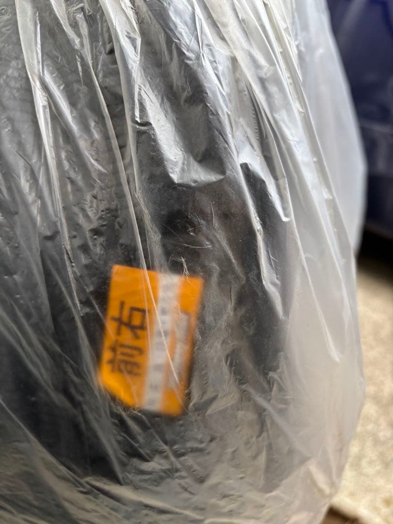 YOKOHAMA スタッドレスタイヤ(205/60R16)