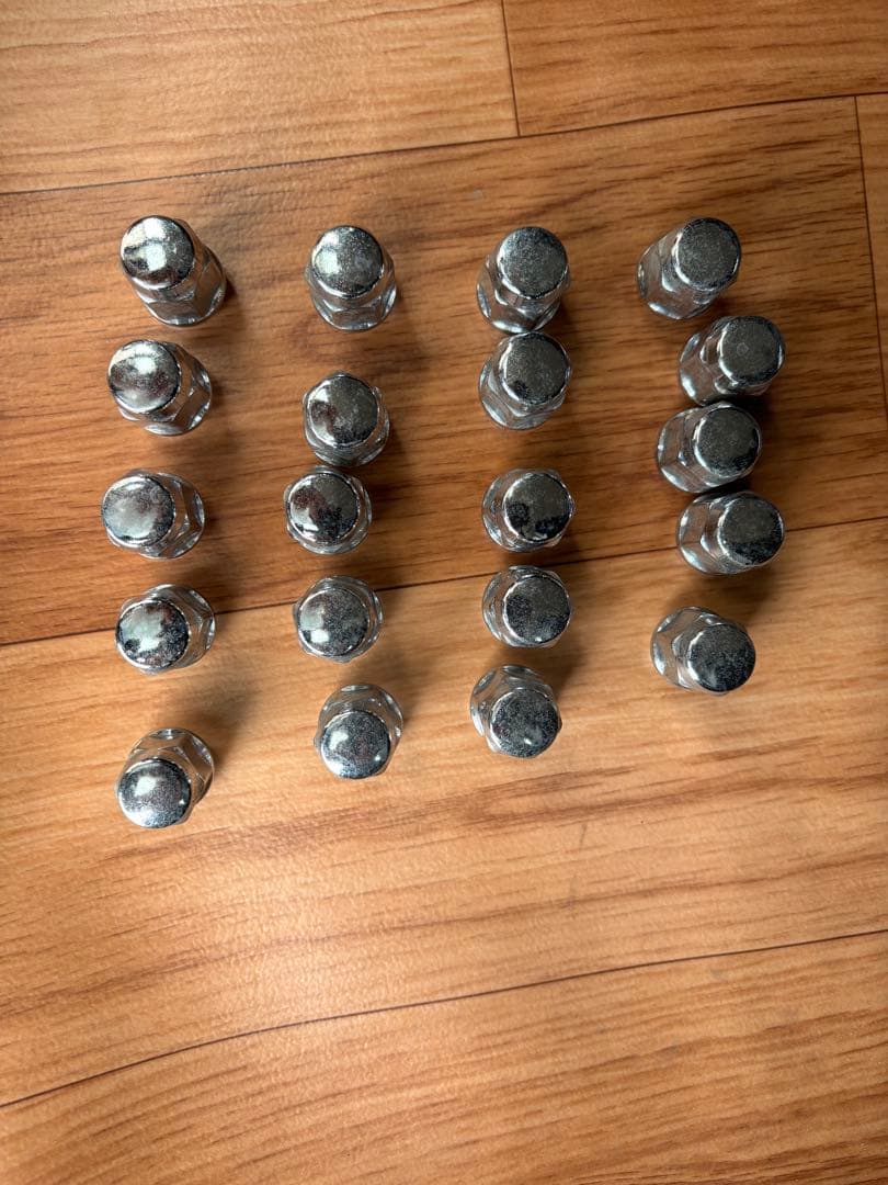 YOKOHAMA スタッドレスタイヤ(205/60R16)