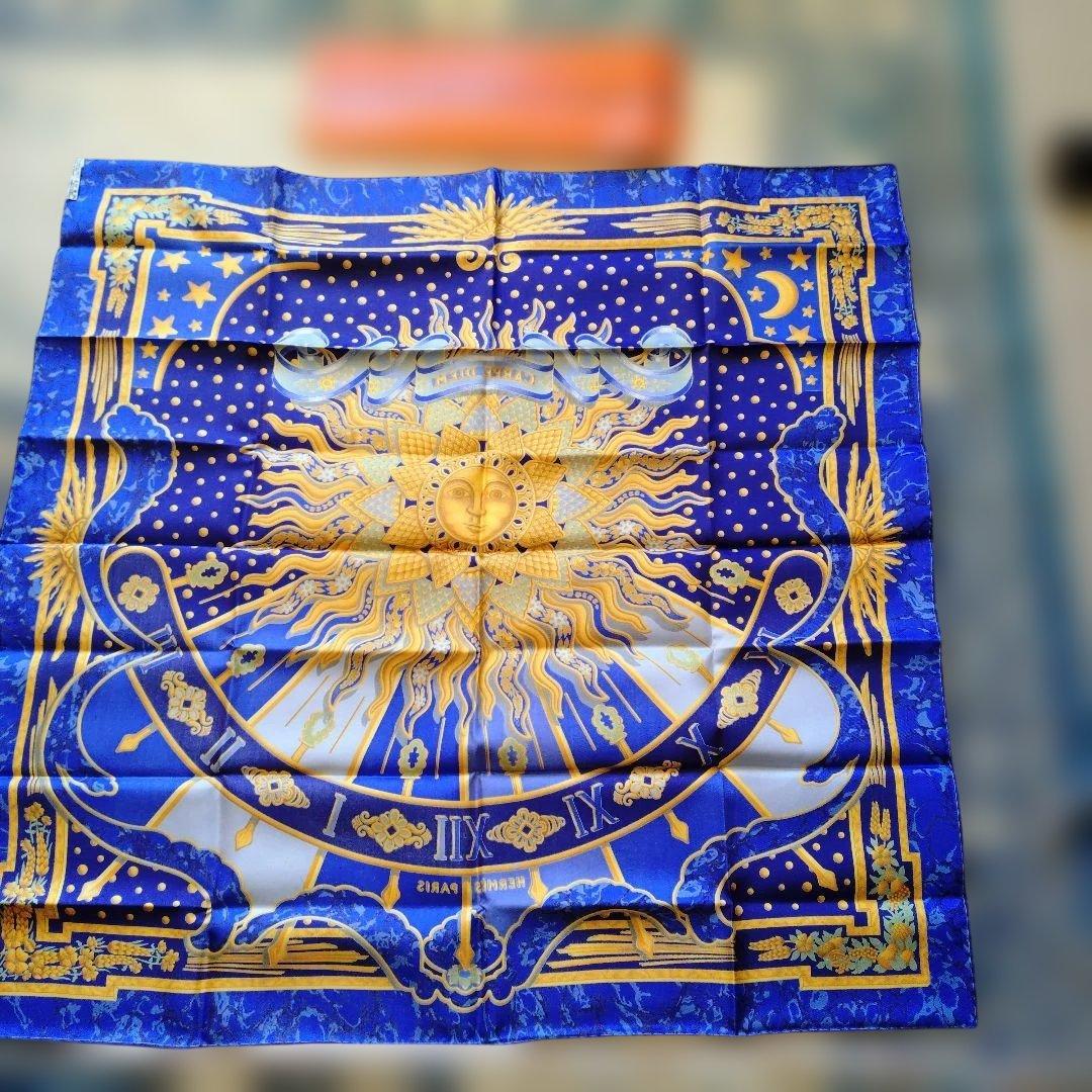 HERMES シルクスカーフ 太陽と星