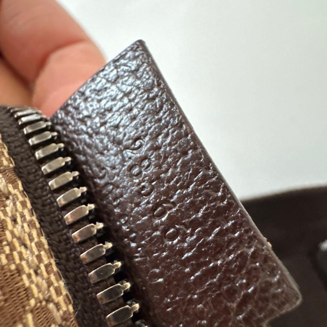 GUCCIパターン ボディバッグ