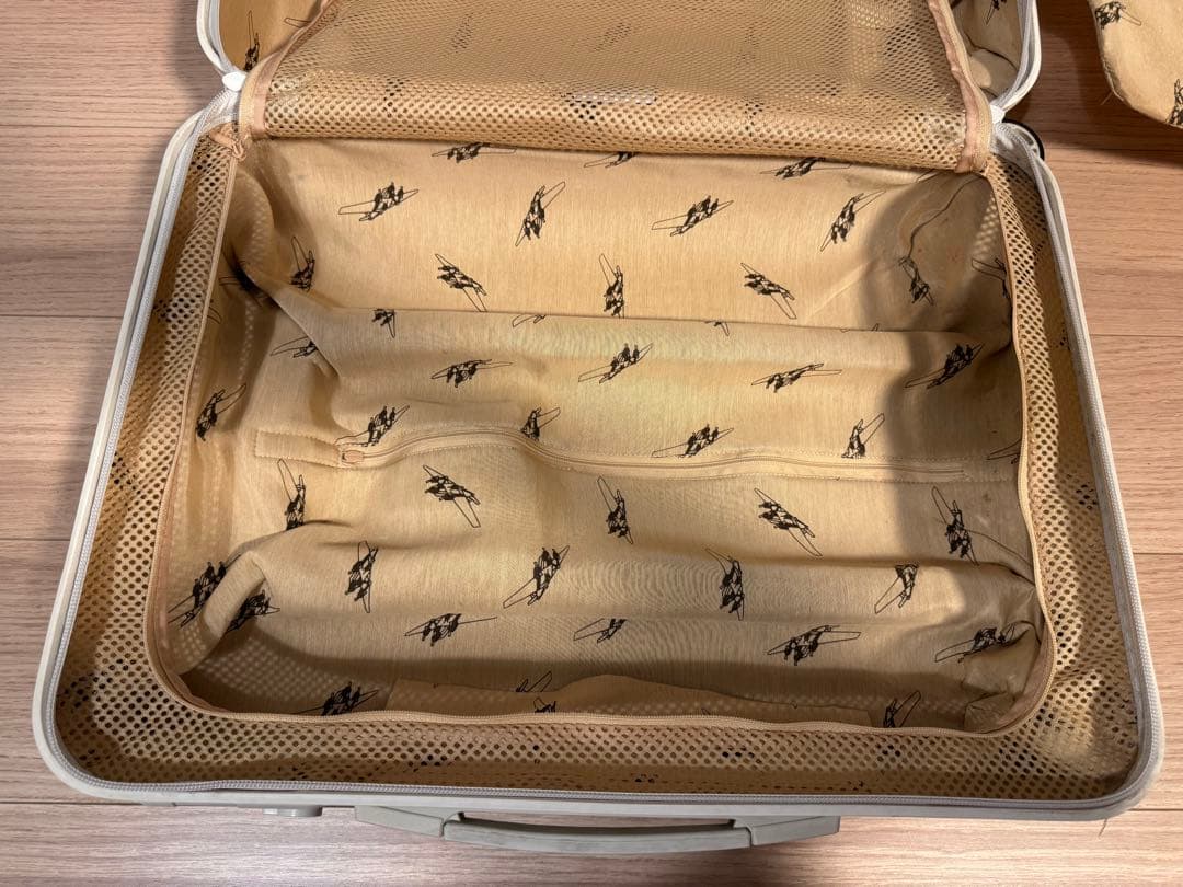 【値下交渉可能】RIMOWA ユナイテッドアローズ別注 ECRU 32L