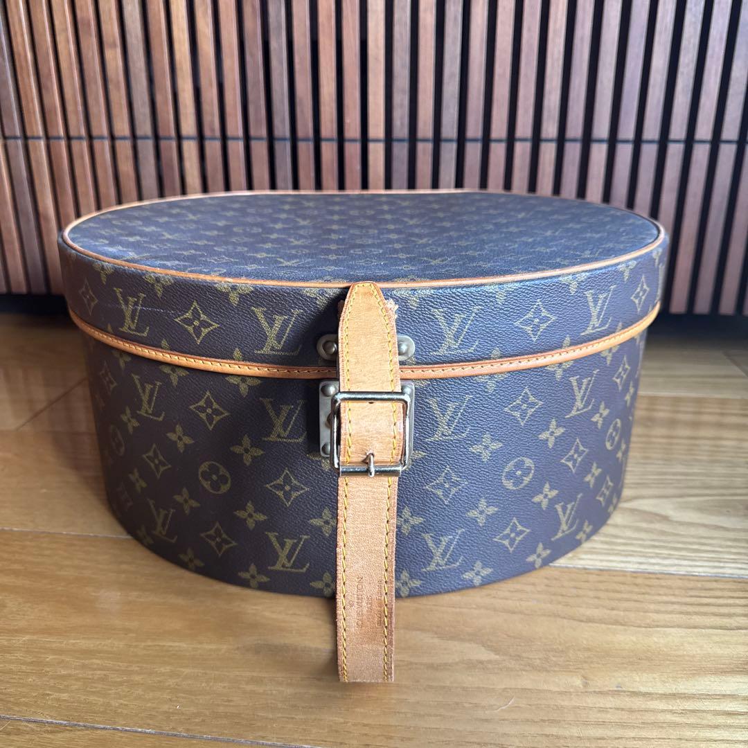 Louis Vuitton ケーキ箱 モノグラム帽子ケース