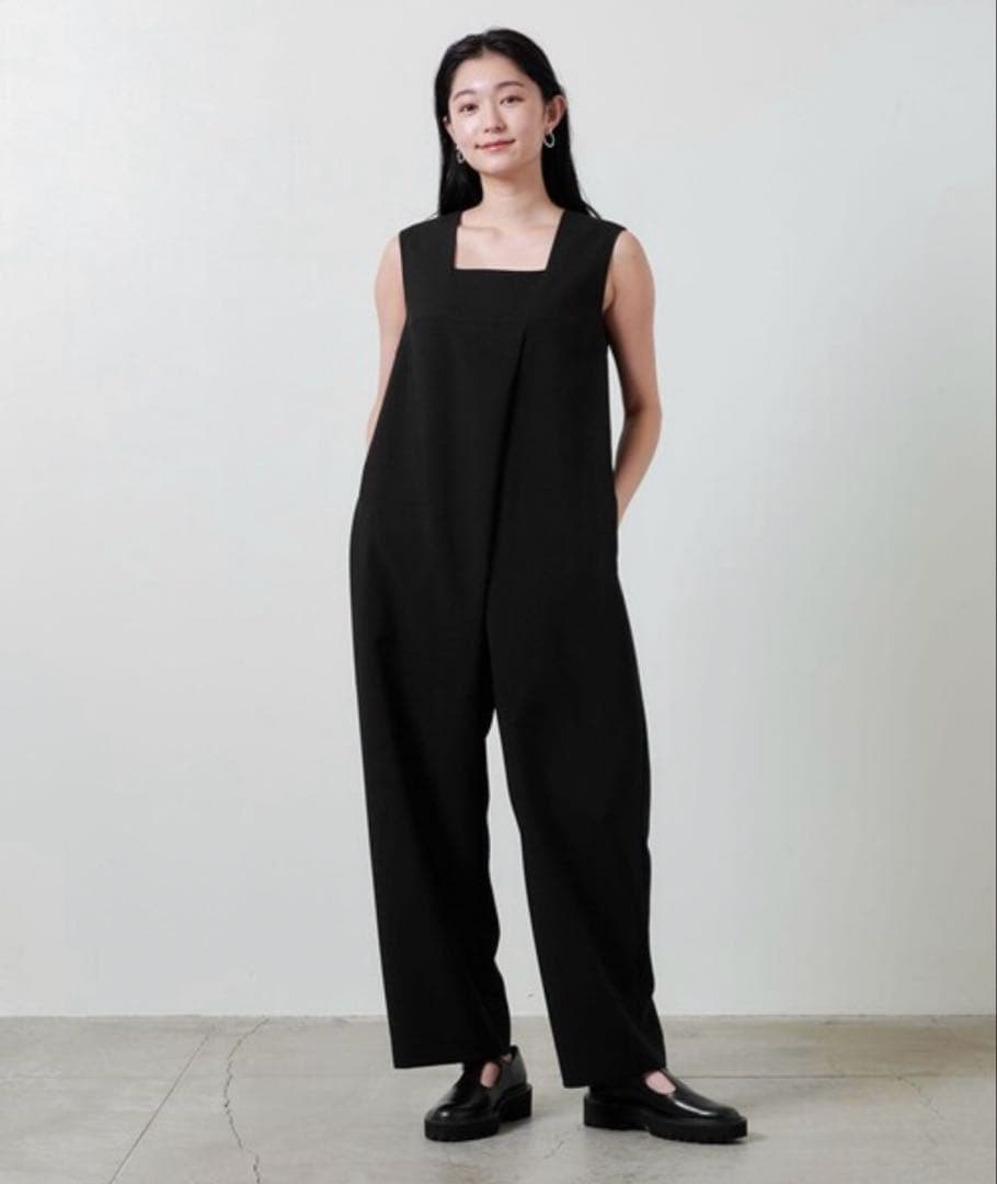 マルゥユナイテッドアローズ　オールインワン　ブラック　34