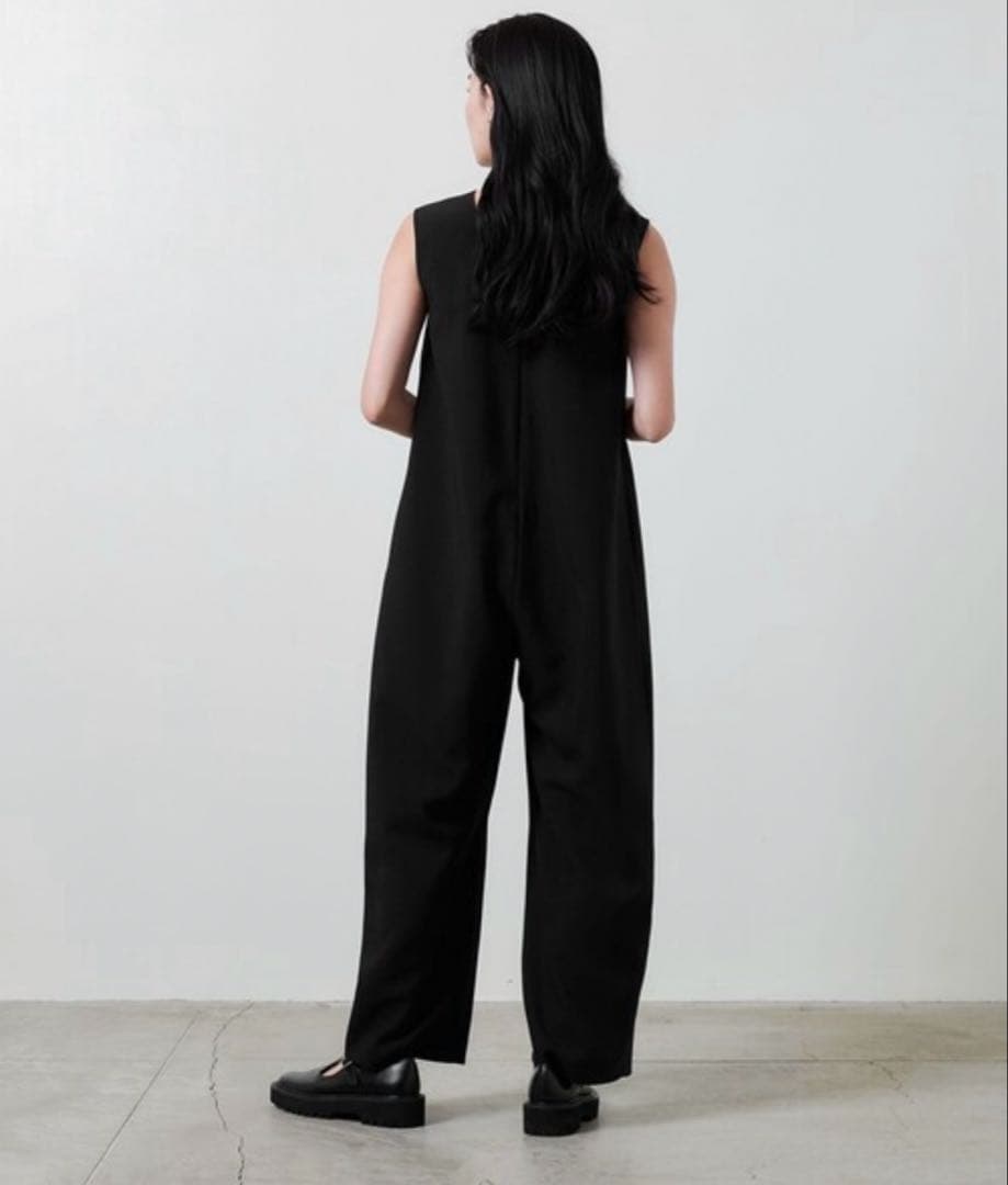 マルゥユナイテッドアローズ　オールインワン　ブラック　34