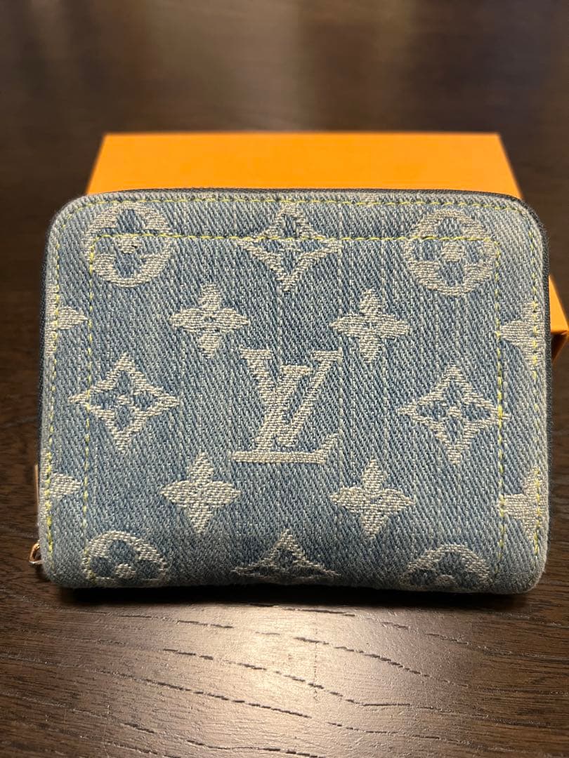 【週末限定】LOUIS VUITTON ジッピーパース デニム