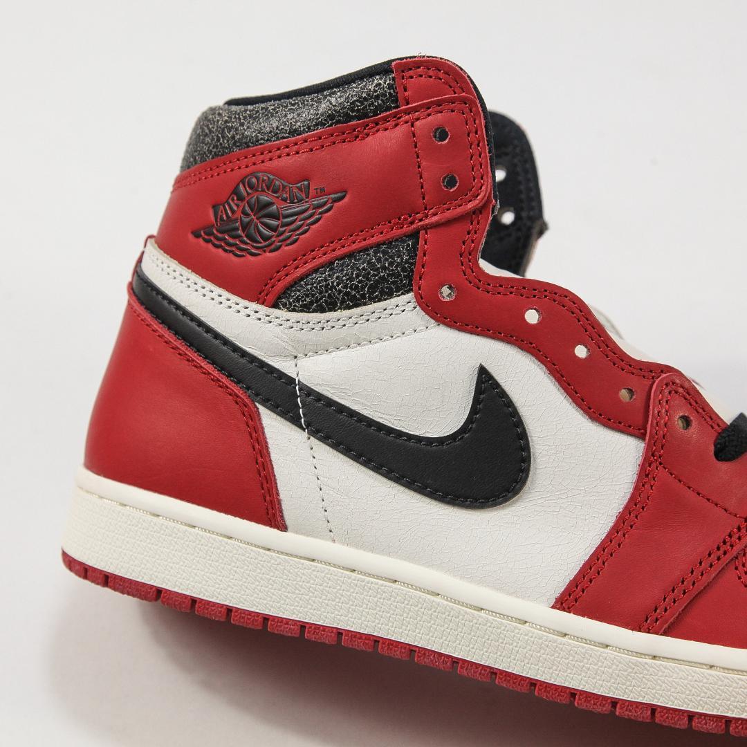 新品 NIKE AIR JORDAN 1 OG シカゴ DZ5485-612
