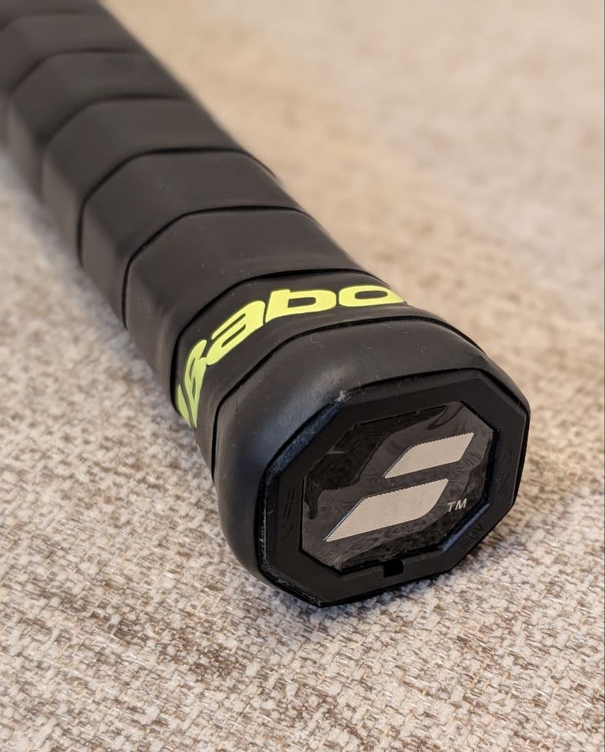 【極美品】Babolat バボラ 2022年8月発売モデル ピュアアエロ G2