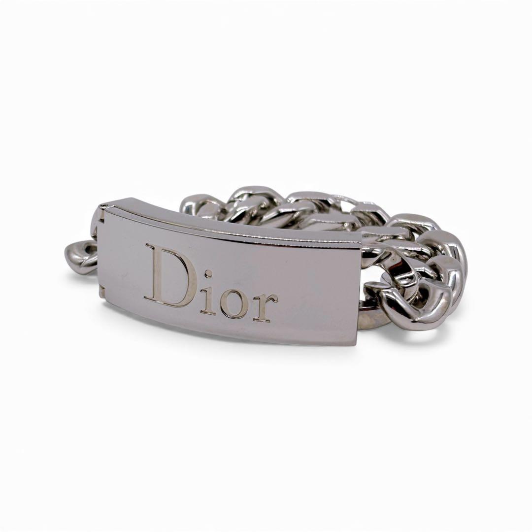 Dior ディオール ゴルメット 001アーバンシック リップグロス内蔵
