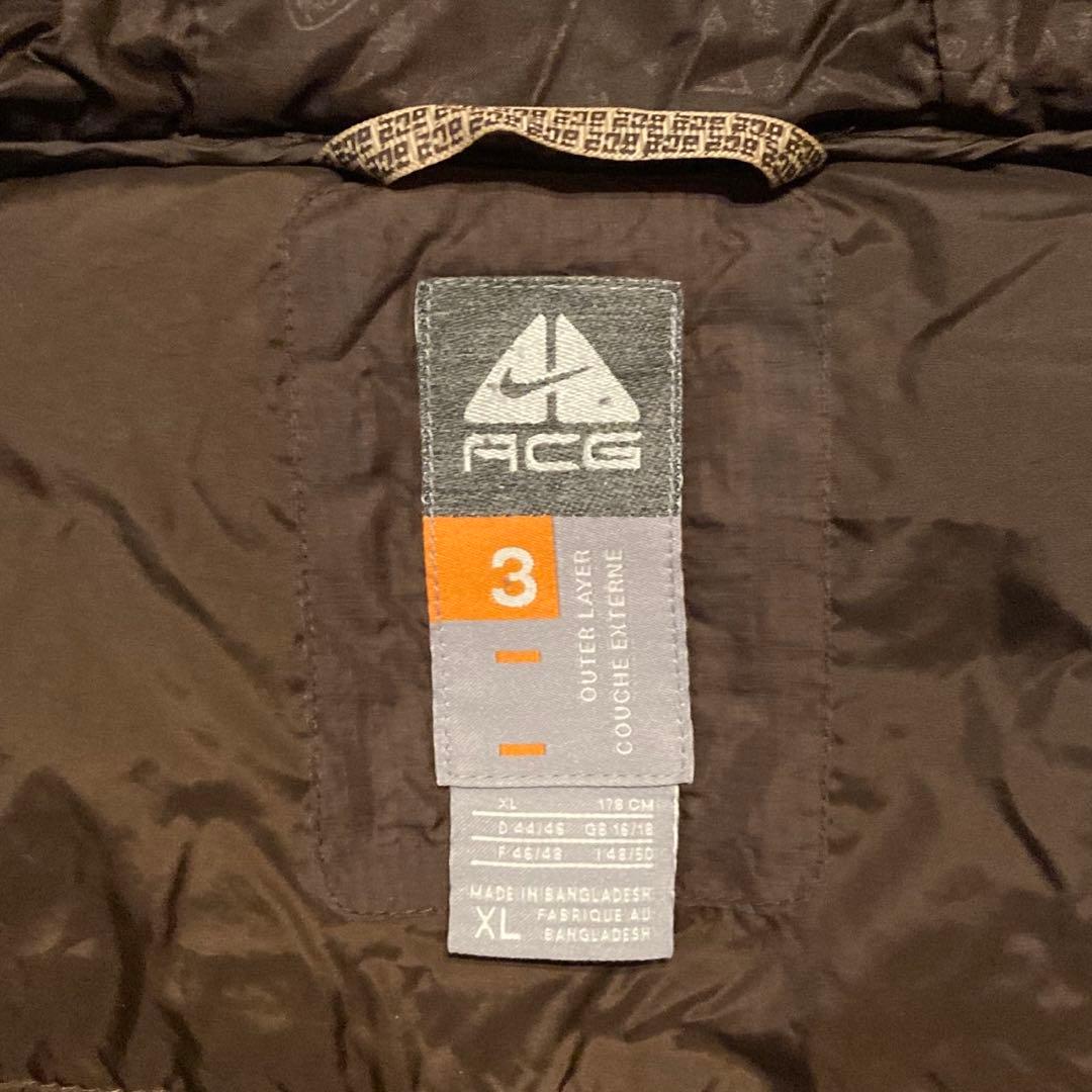〈NIKE ACG〉ダウンジャケット　茶色　XL 刺繍デザイン希少カラー