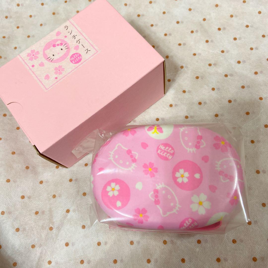平成レトロ　サンリオ　ハローキティ　ランチケース　サクラ　新品
