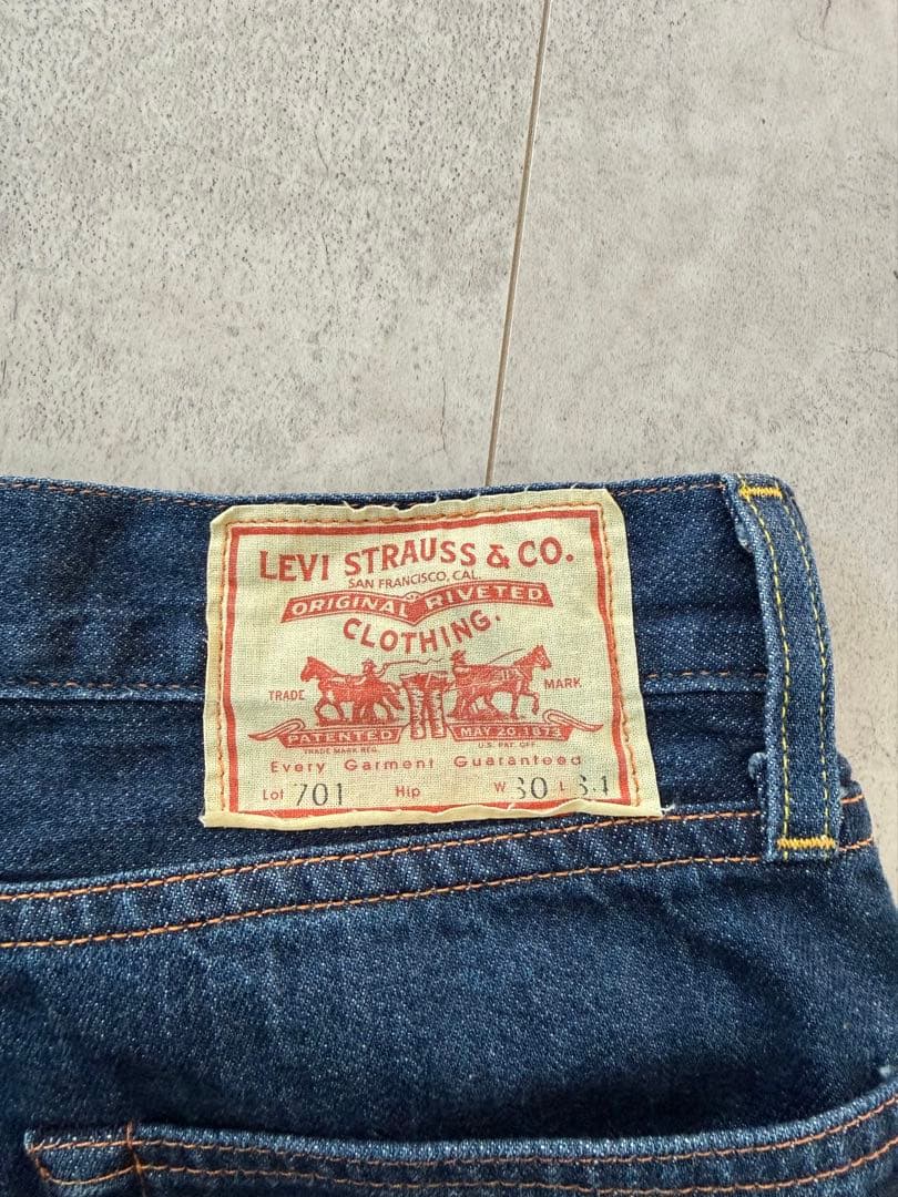 Levi's 701 ストレートデニム W30 L34