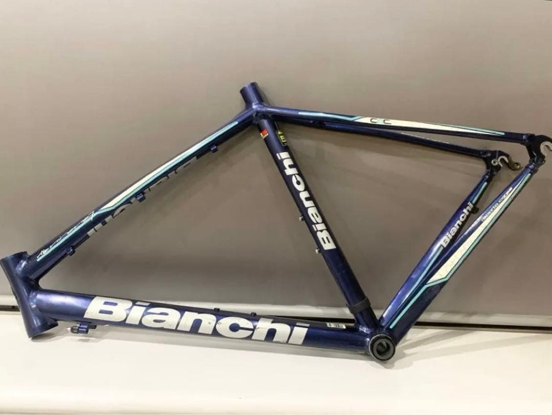 ◆ビアンキBianchi 渋い紺色×白×チェレステのアルミフレーム◆ロードバイク