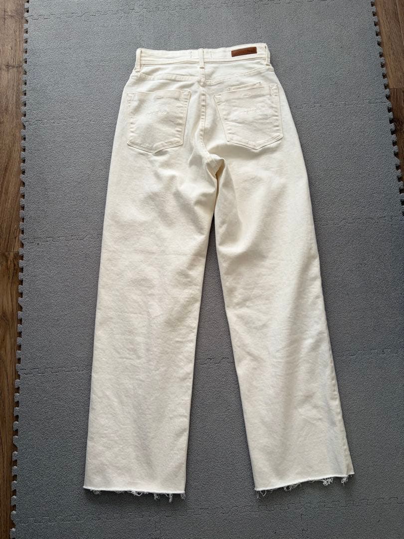 YANUK/ヤヌーク 別注 LEA ストレートホワイトデニム　23