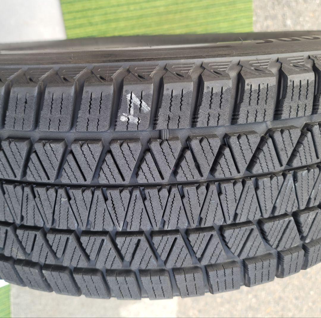 ブリヂストン ブリザック DM-V3 17インチ225/60R17 99Q