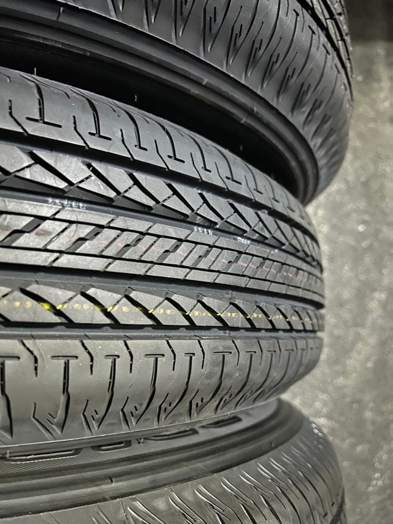 【新品送料込】　ジムニー　タイヤ　②　JB64　25年新車外し　セット販売　匿名