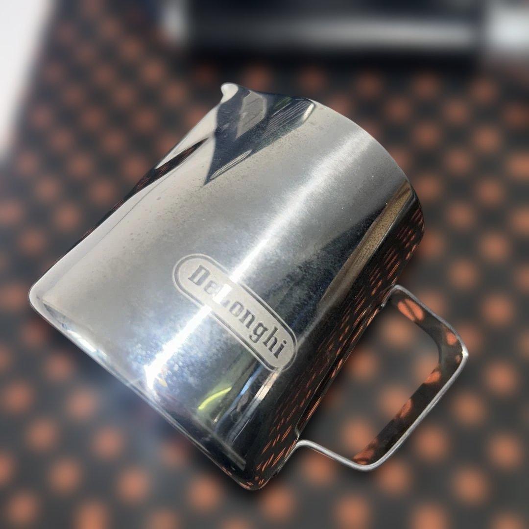 デロンギ　エスプレッソ・カプチーノメーカー デディカ アルテ EC885J