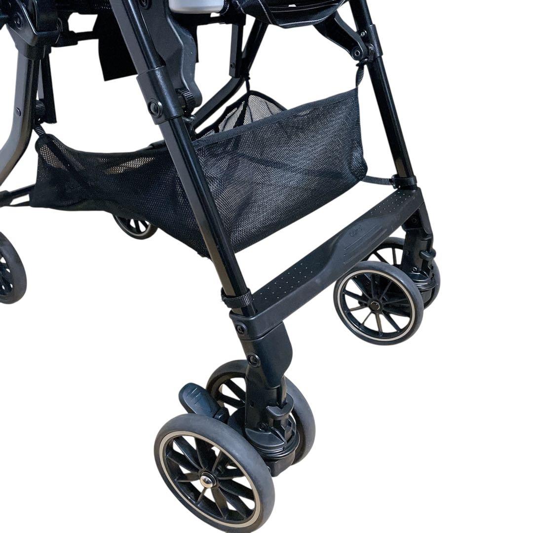 コンビ　スゴカル　4キャスエアー　エッグショックHK ライトグレー　最軽量　美品