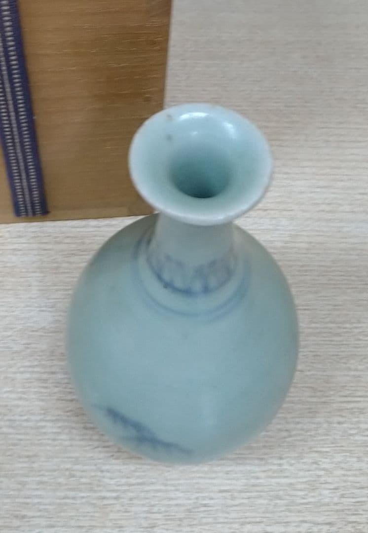 初期伊万里青磁梅松染付徳利 r5冬27