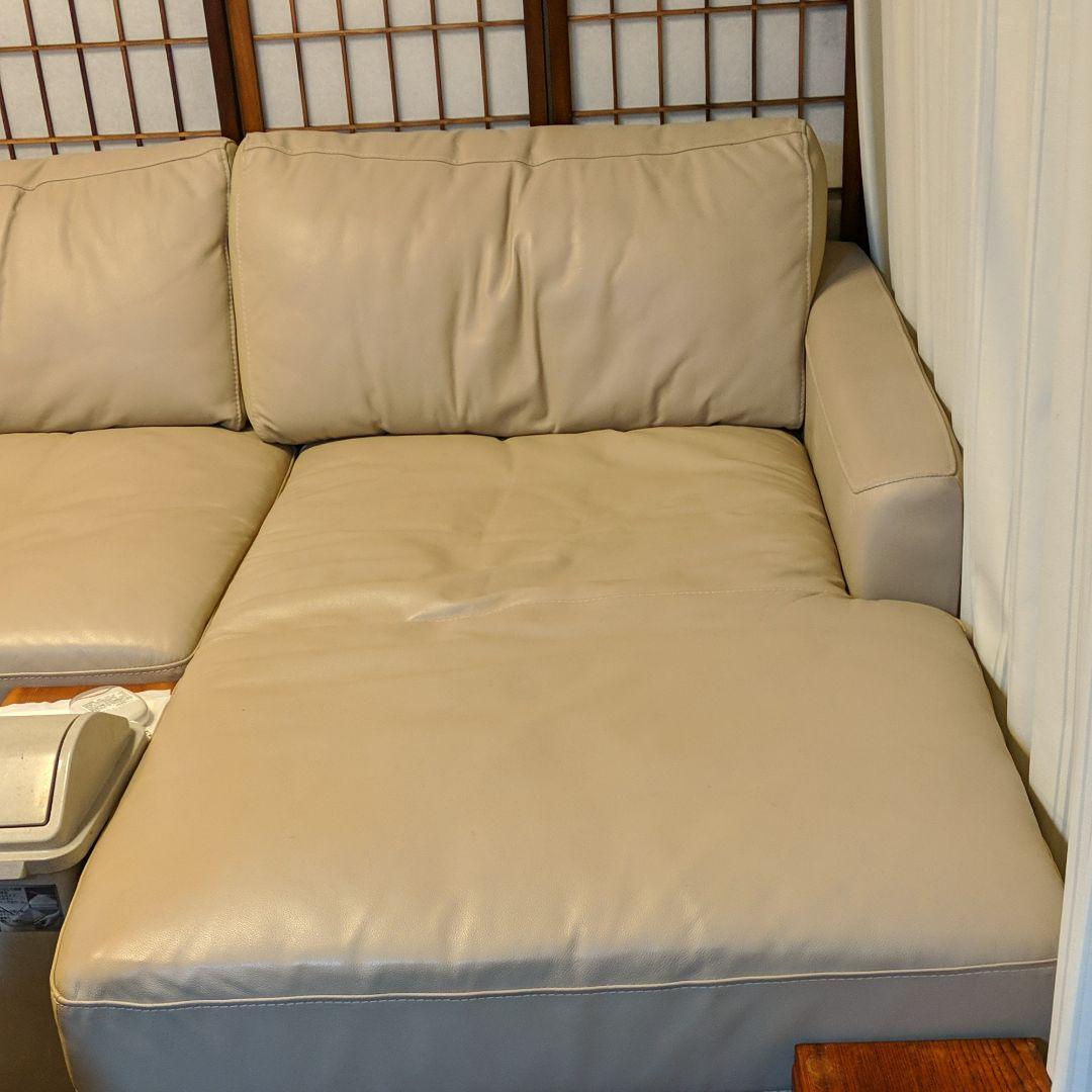 カウチソファー