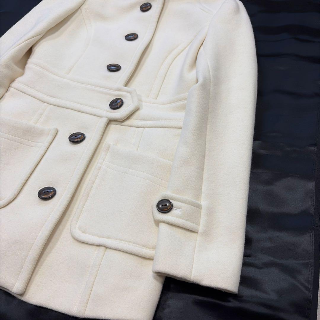 美品 BURBERRY BLUE LABALアンゴラ ホワイト フーデットコート