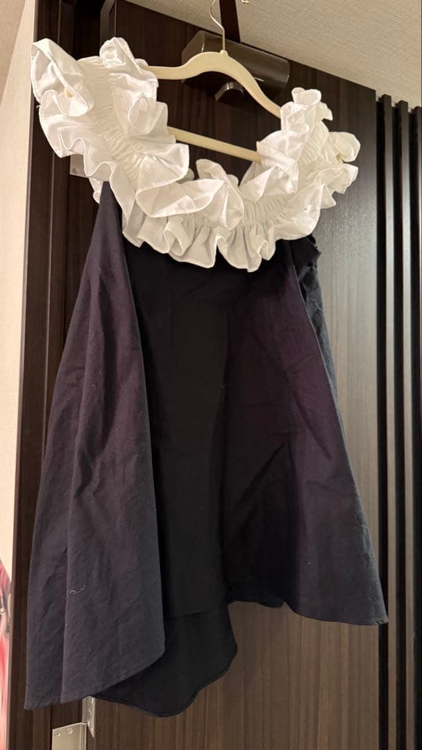 【新品未使用】シーニュ　フリルAライントップス cygne