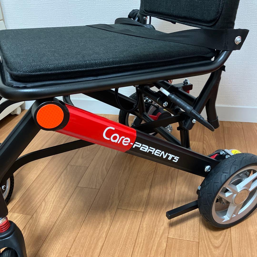 美品：Care-Parents 電動車椅子 軽量16.25kg(CP-0020)