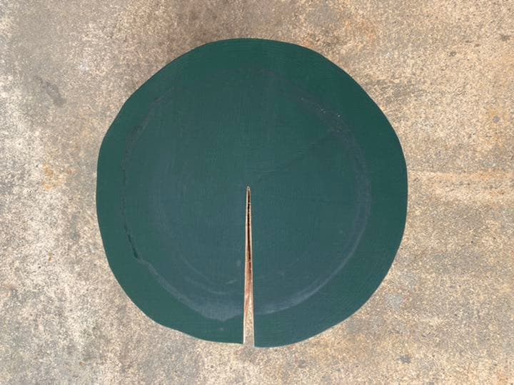 黒板塗料を塗った切り株　31cm