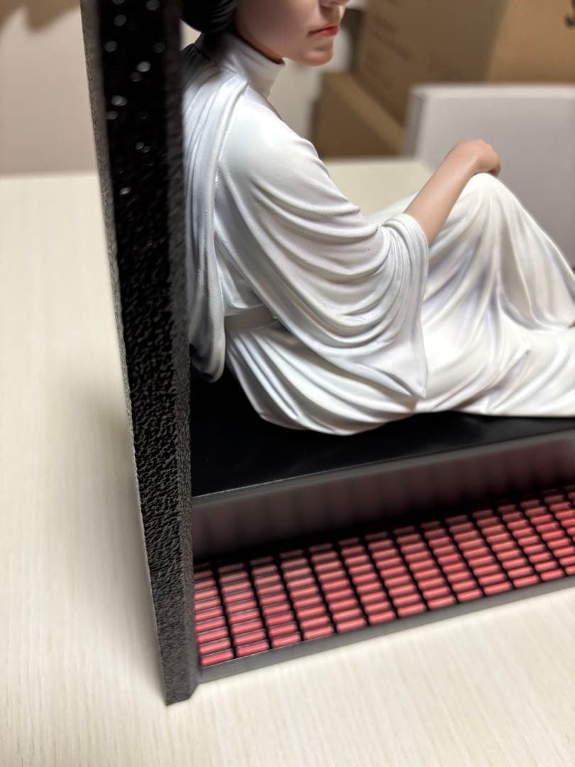 ジェントルジャイアント スターウォーズ 1/6 レイア スタチュー