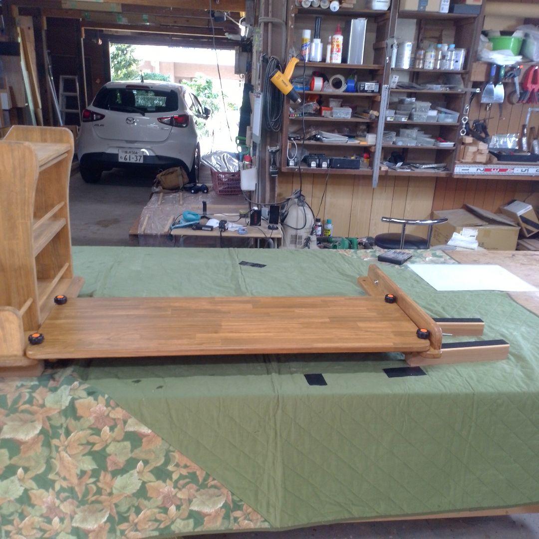 こもも、エブリイワゴン17W用ラゲッジ収納棚左側用テーブルセット