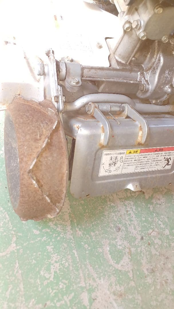 自走草刈り機(傾斜草刈り機)　SP850A　スパイダーモア