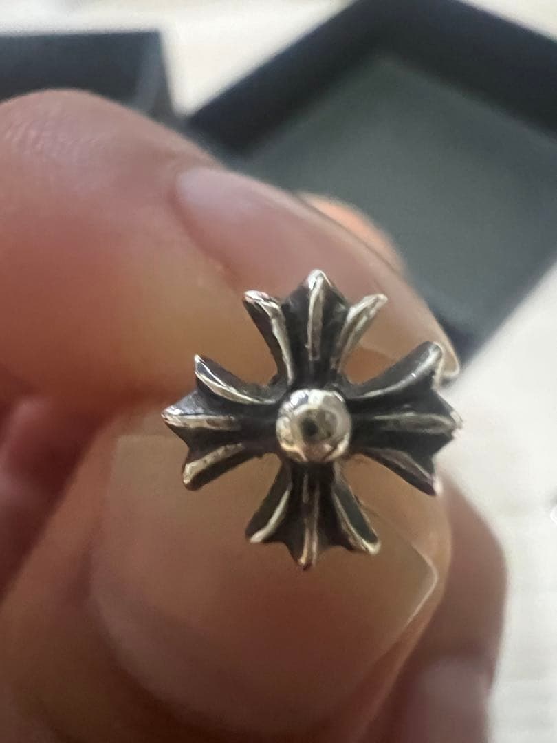 クロムハーツ　プラススタッドプラス　片耳