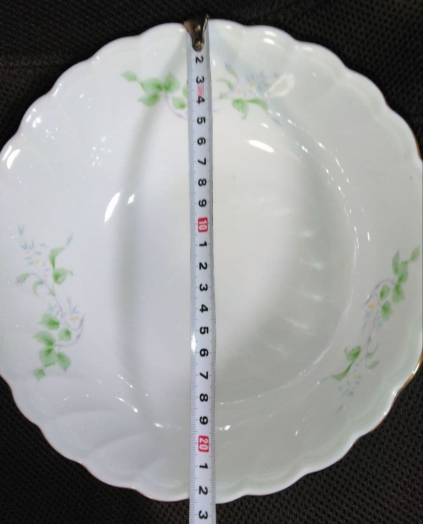 エイボン陶磁器食器セット ※ボウルを追加しました。2,19,20枚目の写真です。