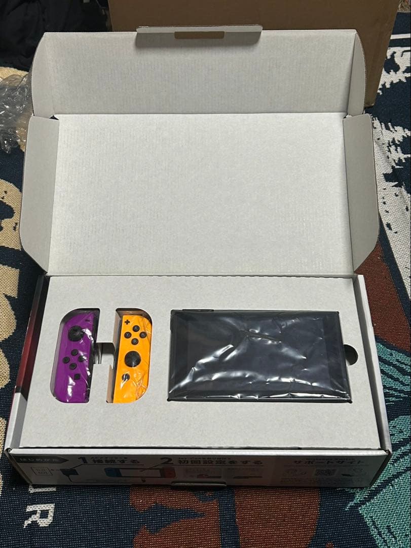 Nintendo Switch 本体 付属品全て揃っています 人気カセット付き