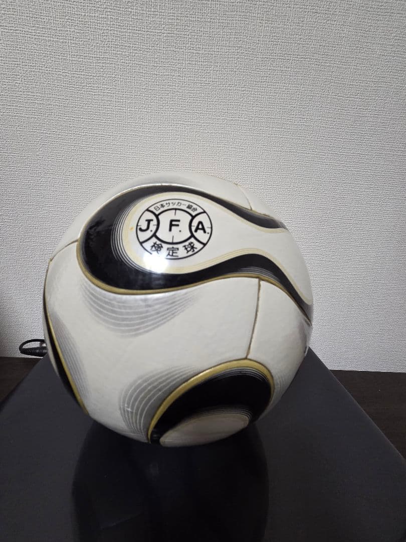 adidas チームガイスト サッカーボール 5号 ジャブラニ
